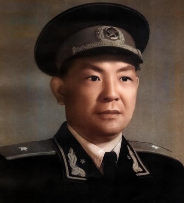 大授衔时，谭友林被授少将。老首长罗荣桓元帅亲自找他谈话说，友林同志，你的军衔授低