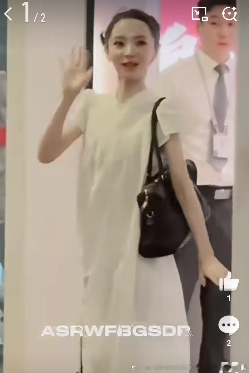 没刘海脸型差一点+面相不善