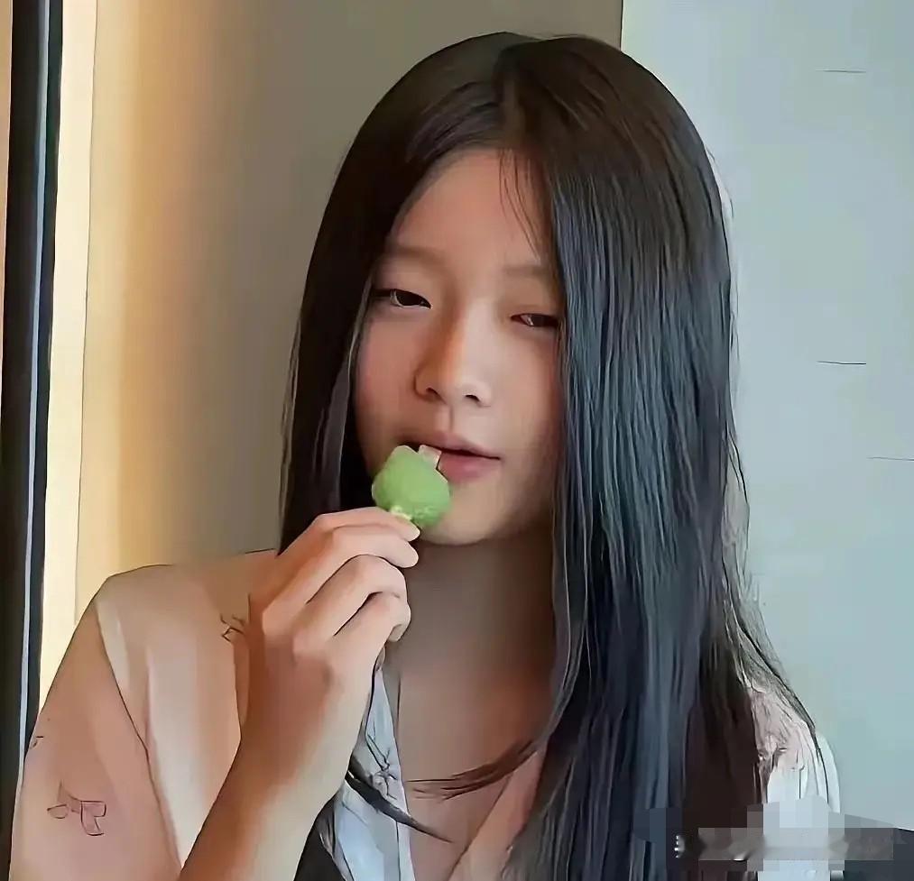 儿大不由爹娘，这回汪小菲，恐怕想拦，也拦不住了！谁也没有想到，母亲节这天，小
