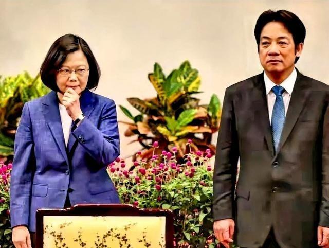 如果赖清德在大陆统一台湾前，把台湾的优质资产全部转移到日本和美国。当台湾统一时，