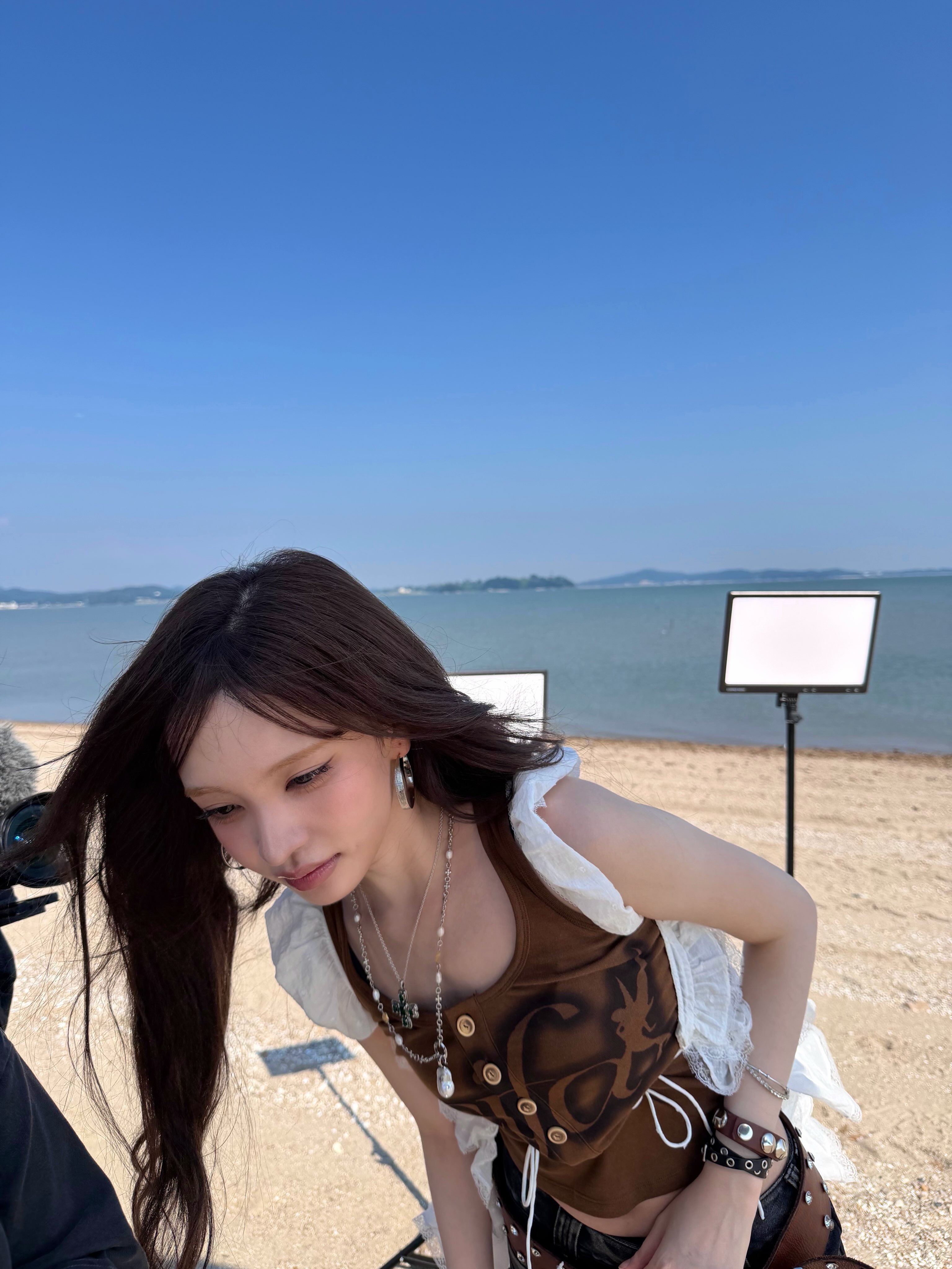 260904liz.yeyoP1🤍🩵💙P2眼睛感到刺眼时候就请闭上