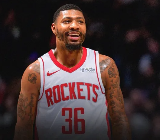 根据知名记者ShamsCharania的报道，据ESPN消息，自由球员后卫马