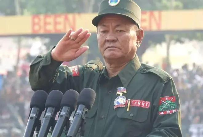 为什么佤邦军士兵月薪约500元人民币，却仍有人愿意卖命？首先在佤邦这样的缅北山