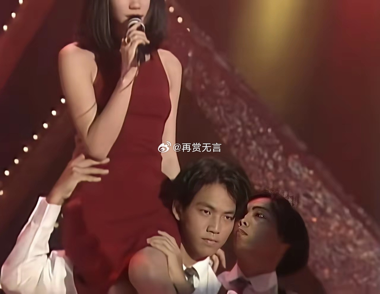 钟汉良糊咖时期，居然给王菲做伴舞？