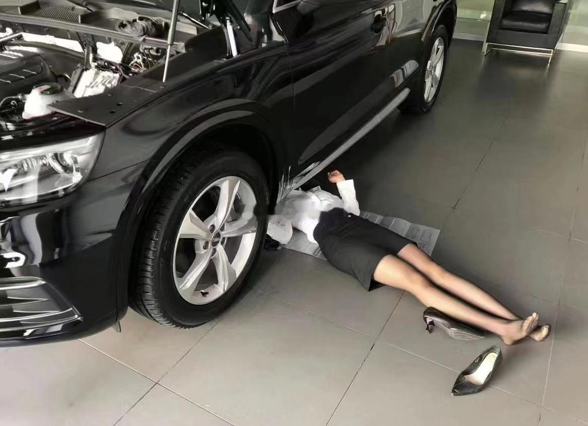 现在奥迪4S店卖车还这么拼吗？？？海阔试车超话