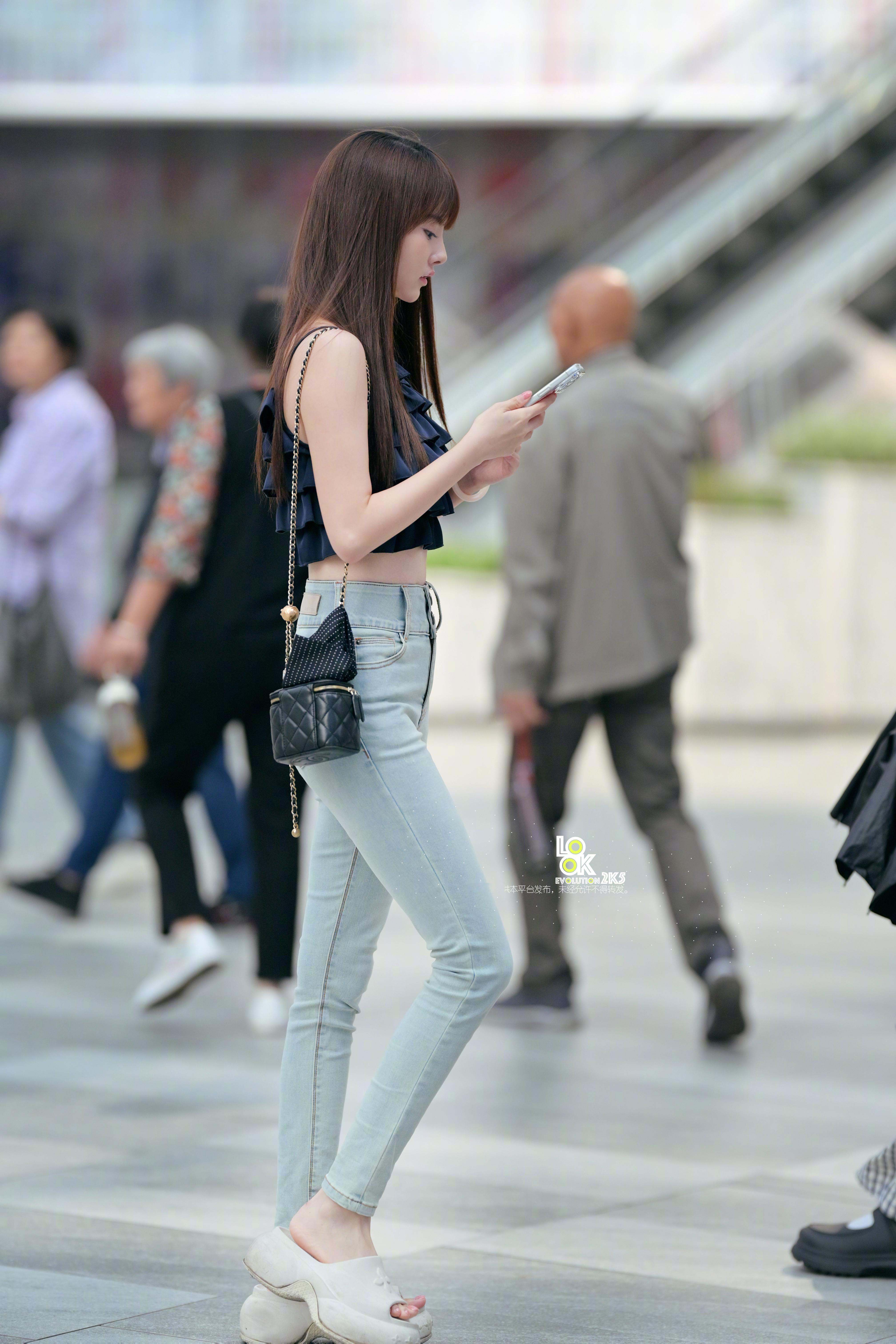 小姐姐身材厉害了