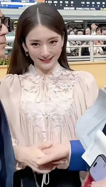 方媛不愧是郭富城老婆，天王嫂颜值确实挺高的。