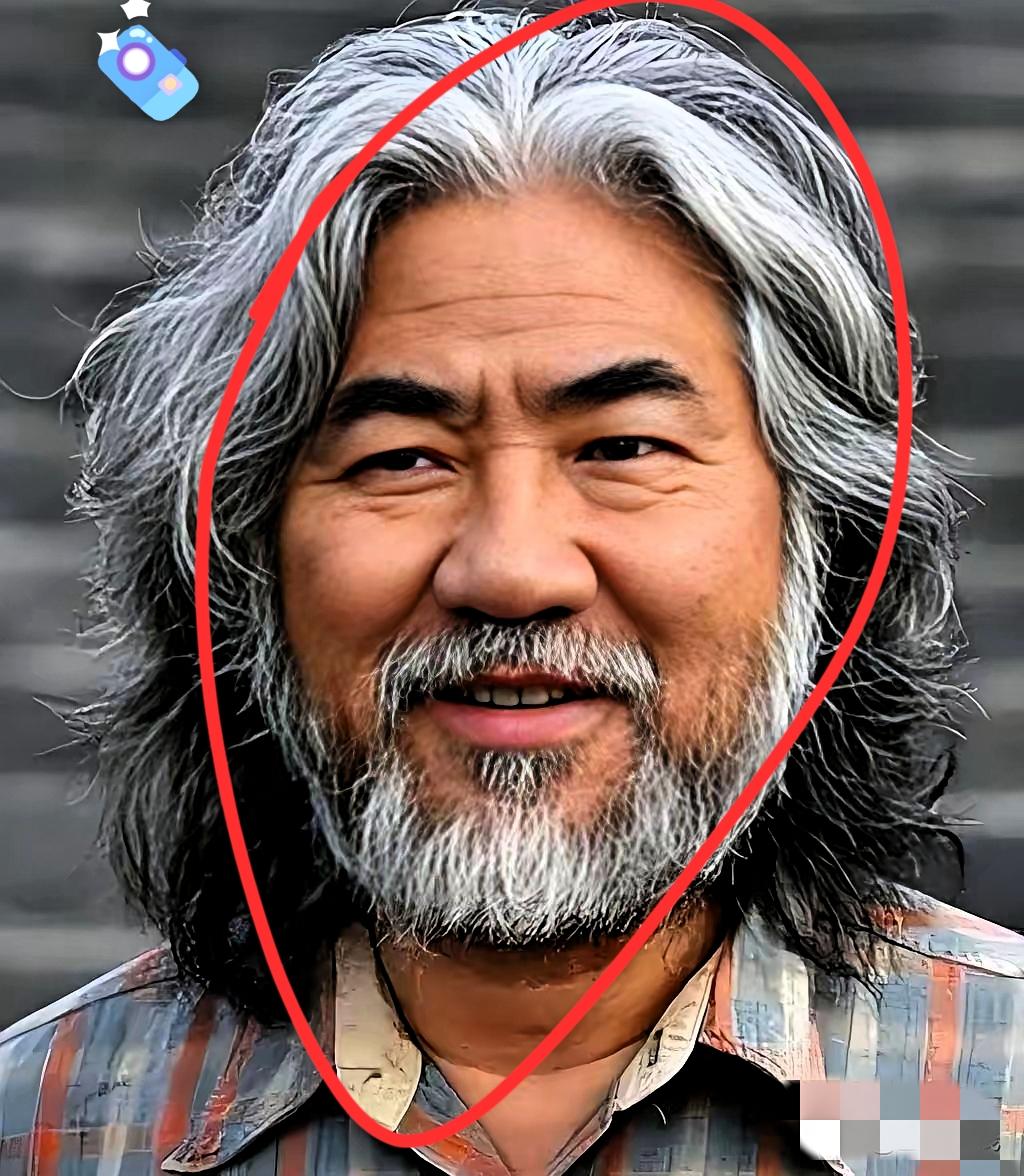 张纪中炫甜蜜照为什么会让那么多人讨厌？一把年纪了就不能懂点“藏拙”的道理？晒甜