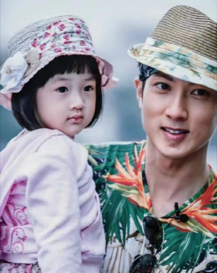 吴尊15岁女儿近照曝光！NeiNei眉眼清冷神似刘亦菲，曾陷早恋争议