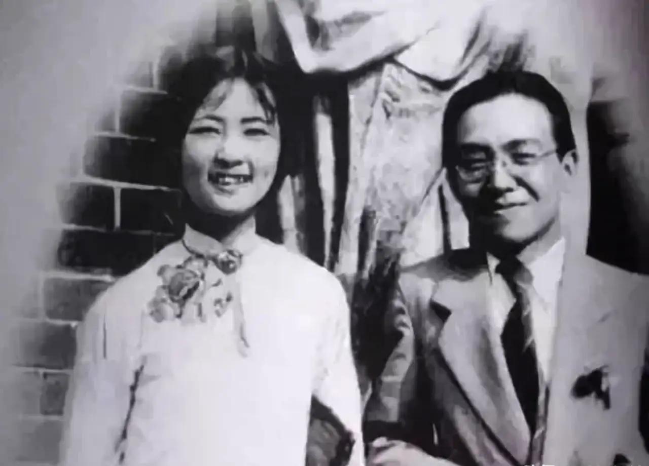 1932年，林徽因向丈夫坦白爱上金岳霖，梁思成竟说：“你选他，我尊重。”结局却出