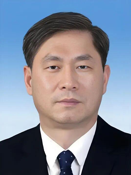 层层考察晋升的纪检高干轰然落马！纪委书记李志主动投案，权力监督从无例外之人。