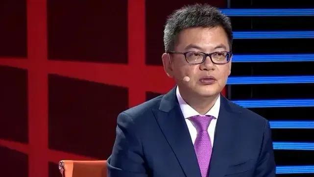 苏群这下出名了，全国媒体人，就她猜对了。NBA总决赛开打前，全国的篮球媒体人，