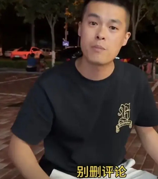 狂飙兄弟就是癞蛤蟆趴脚面上，不咬人，但恶心人。去年狂飙兄弟和三个男孩来济南碰瓷