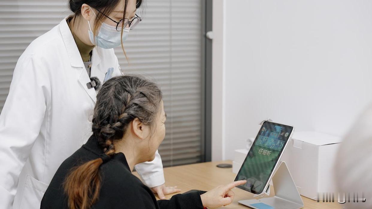 有人说游戏害人，现在游戏可以治病，还纳入医保引关注。12月18日，浙江一