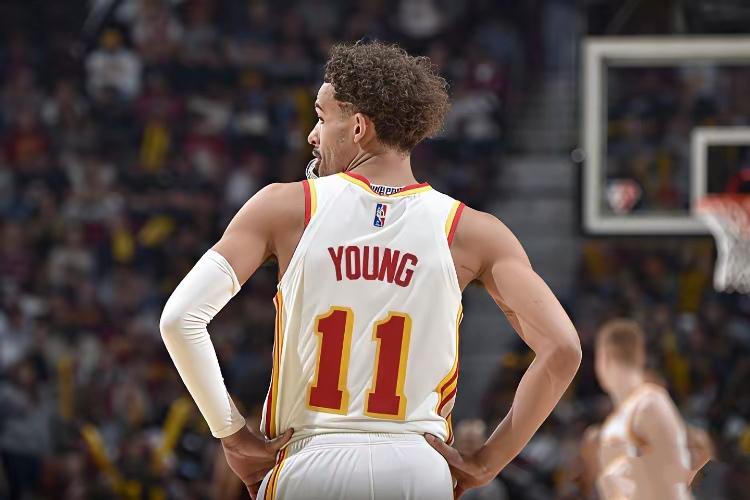 你强任你强，尴尬属于特雷杨。特雷杨复出后老鹰一胜难求，一波五连败排名断崖式跌至东