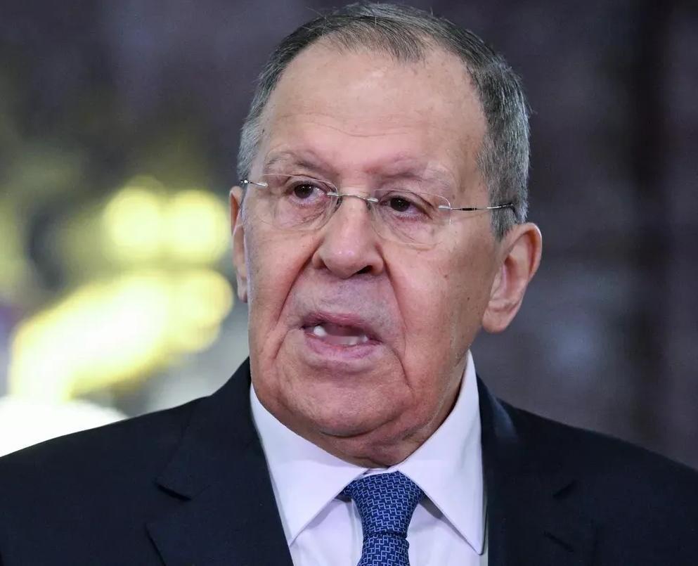 拉夫罗夫清晰的解出了乌克兰为什么还要坚持下去，这场俄乌冲突已经让乌克兰损失了几百