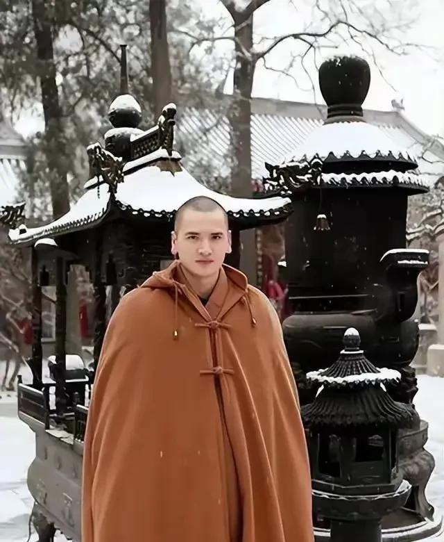看看，哪个真哪个假