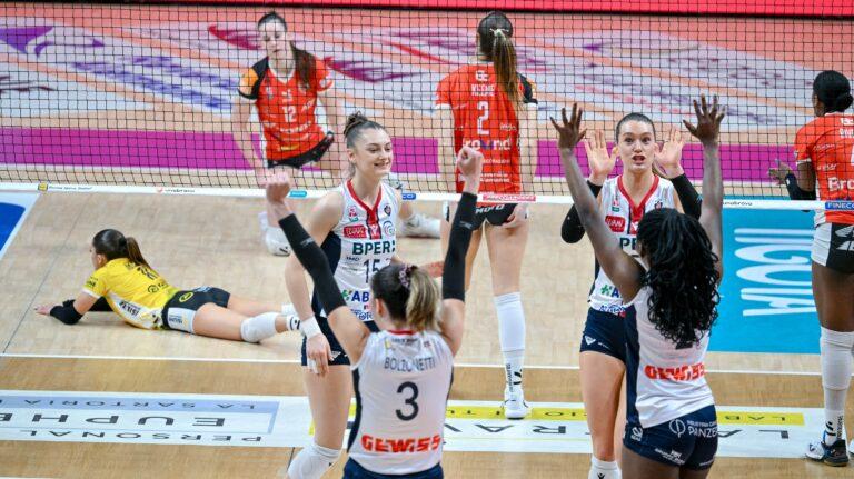 朱婷、庄宇珊之意甲：季后赛意味着欧陆赛事资格贝加莫在库内奥获胜，逼近季后赛，库