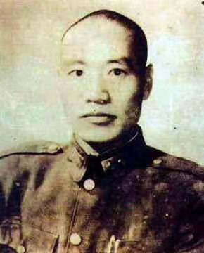 侯镜如原是南昌八一起义的重要指挥人员。侯镜如竟是八一南昌起义的重要指挥人员。今天