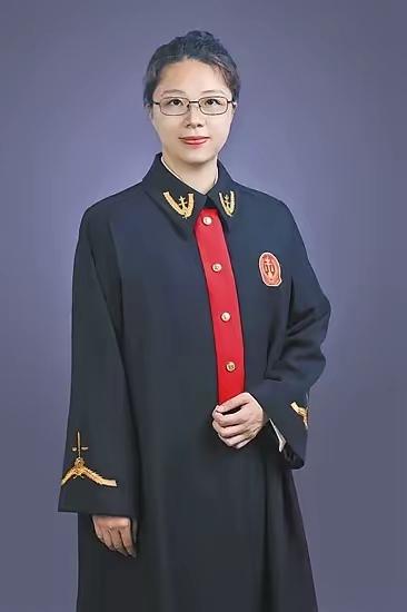 徐法官二审被“背刺”？传统纹样归属之争，戳中了多少人的心​有人把徐法官以前写的