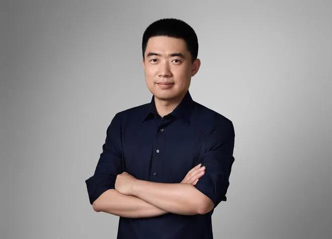 网上正在热议理想集团的老总李想的巨额年薪，李想的年薪是266万元，现在年销量超过