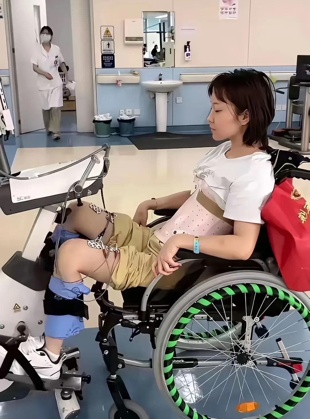 关于车祸造成白女士截瘫这事我有个疑问，现在男女方各执一词，但大家发现没有他们从来