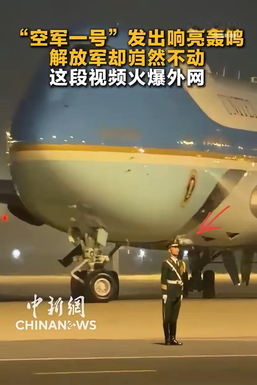 这段视频能火遍外网，说白了，不是镜头错觉，也不是过度渲染，而是咱们中国军人刻在骨