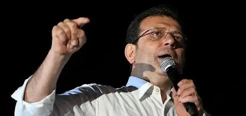 土耳其彻底乱了！大佬受审求刑2430年，民众怒砸街头，埃尔多安锁府避祸核心就