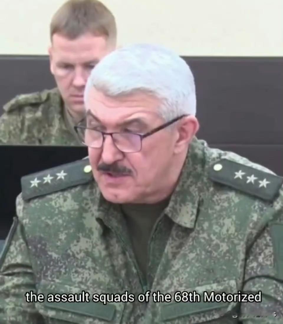 欺君之罪，放在古代，轻则流放，重则午门问斩。12月12日，泽连斯基出现在“库