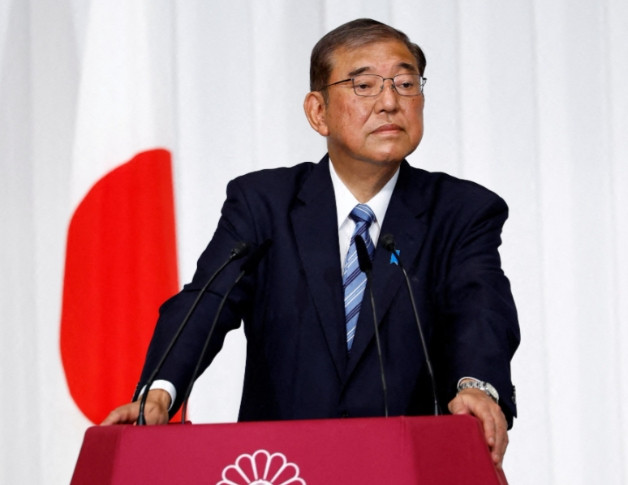 日本政府在7月上演了一出，令人瞠目结舌的“政治双簧”，高调发布煽动“中国威胁”的