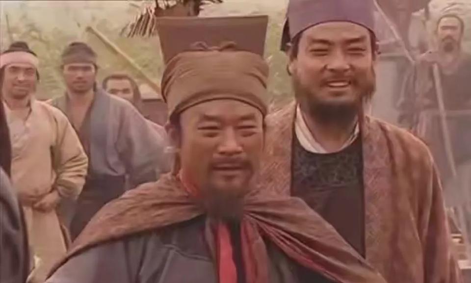 晁盖横竖是个死在《水浒传》里，自宋江上了梁山后，晁盖便没有地位了，因为除了原来