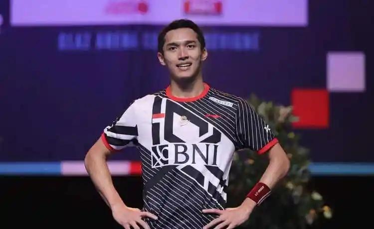 中国羽毛球大师赛冷门不断，今天早上又是三场爆冷局，男单新榜第一乔纳坦、法国悍将大
