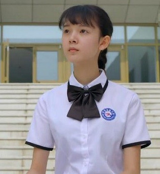 陈瑶没成团谁还记得，陈瑶就是旋风11人里的汤柒琪，超好看