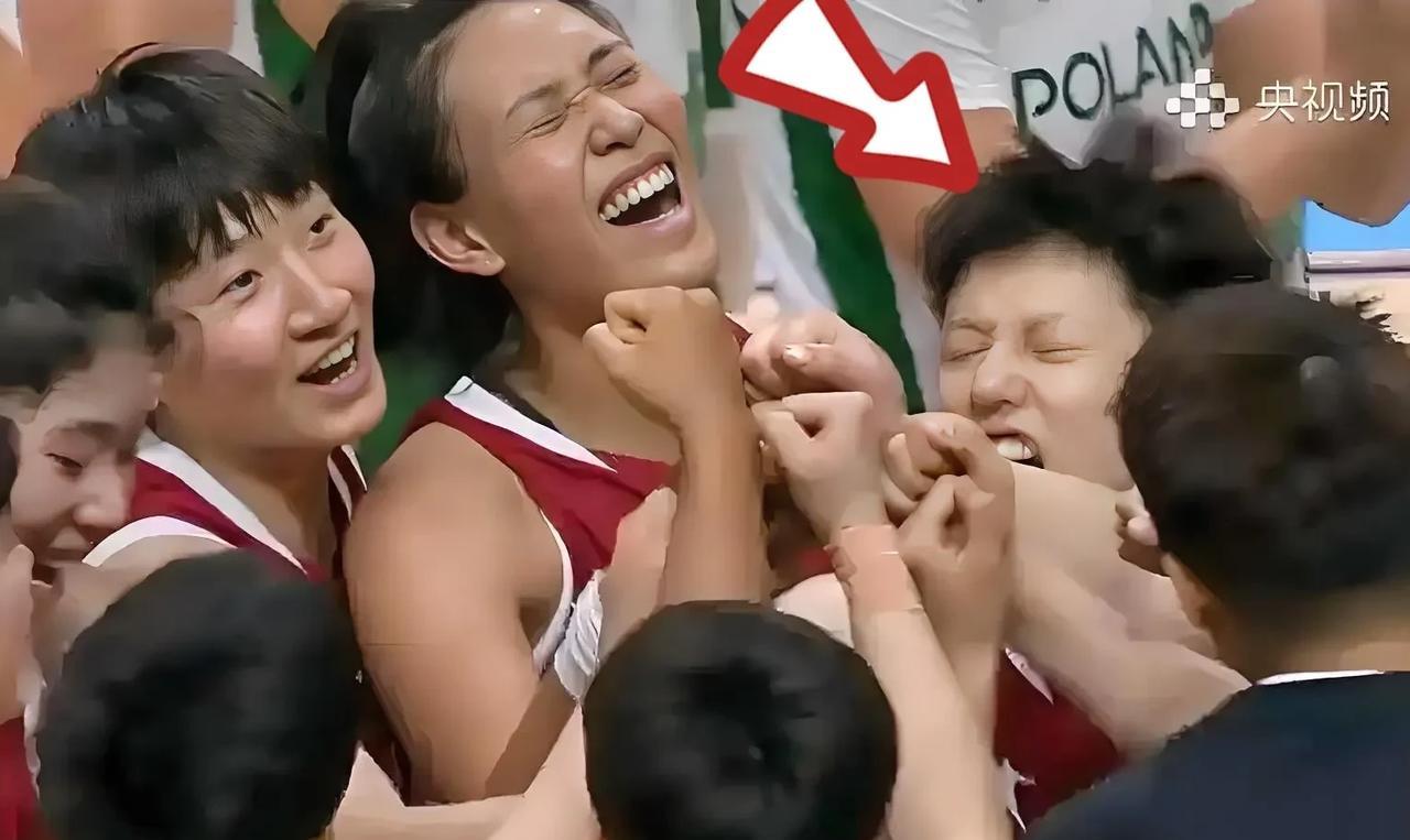 推心置腹一句，为了中国女篮在28年洛杉矶奥运会可出成绩，李缘和田媛媛之间二选一很