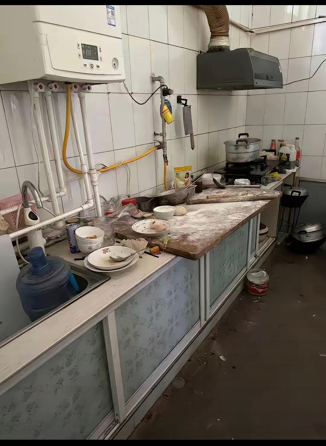 遇到这样的老婆咋办？第一，不能换！换了，家庭就破坏了，孩子就没妈