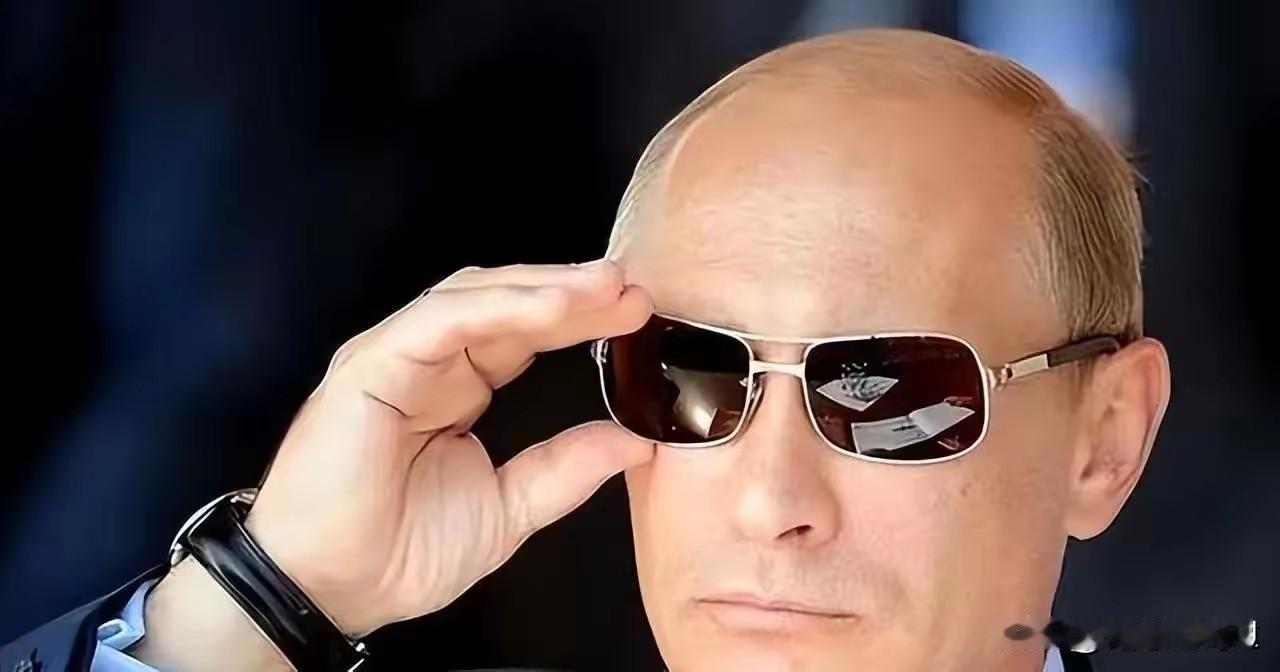 普京这才想清楚，俄军打了三年仗，怎么就没能打赢乌克兰？每个月才推进那么点地方，真