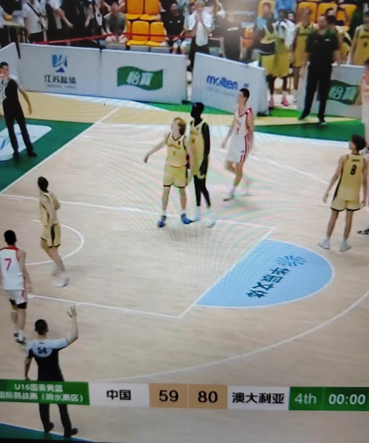 u16快讯！在刚结束的u16比赛中，中国u16男篮不敌澳大利亚队，