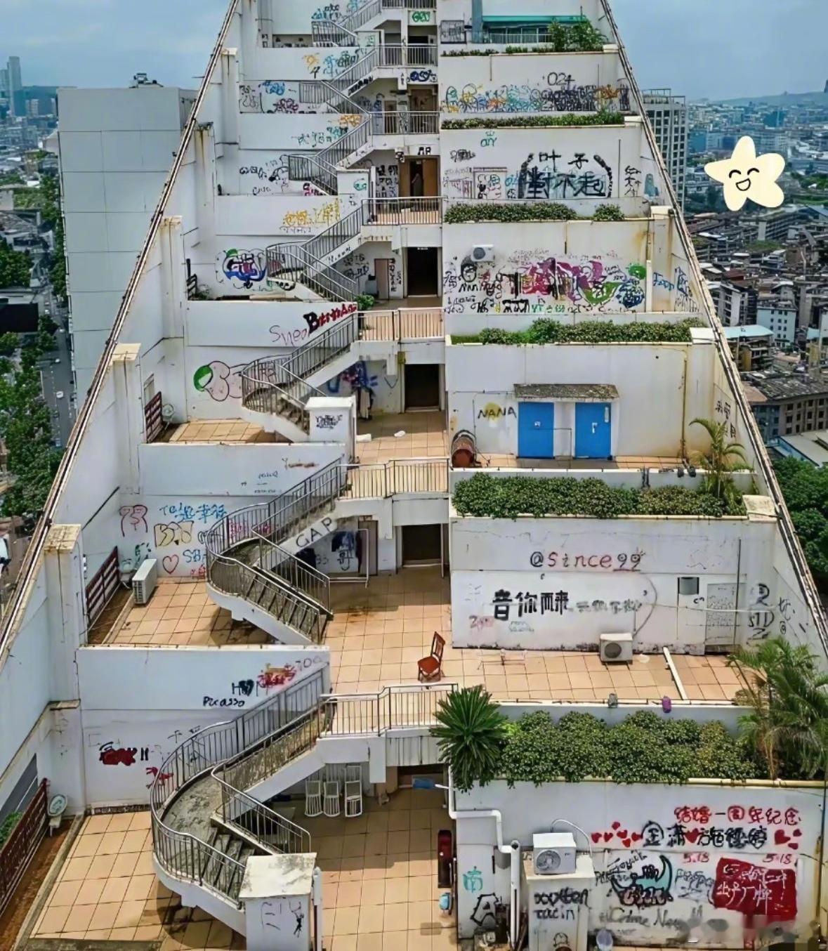 这栋楼的设计绝了​​​