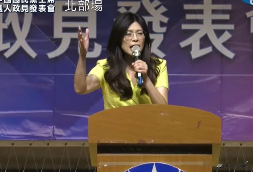 郑丽文创参选以来最激动人心的演说，全程脱稿，全场沸腾，在场党员举双手高呼5号，支