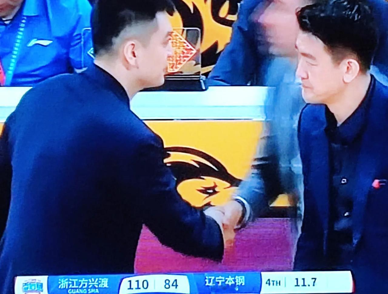 广厦北京各自带着2-0转战三番战，实力厚实的广厦有望得偿所愿，3-0拿下辽宁。而