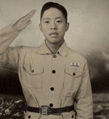 饶惠谭（1915年3月-1953年3月21日），男，湖北大冶人。1928年加入中
