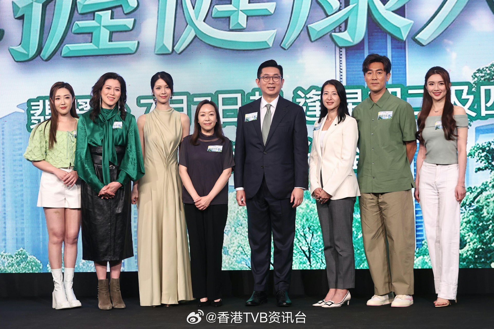 《东张西望》22点守住收视冠军《唱钱》改为素人版本收视急跌2.9点TVB公布上