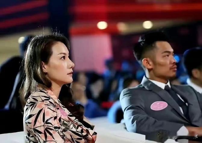 很多长期的感情和婚姻里真的未必是出轨的那个人有错，只要不是那种惯性出轨的，其实都