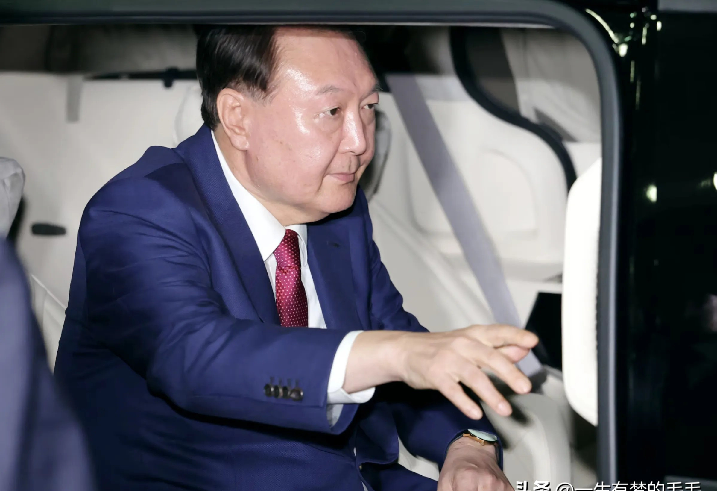 尹前总统接受调查，结果会咋样韩国前总统尹锡悦又被查了！这
