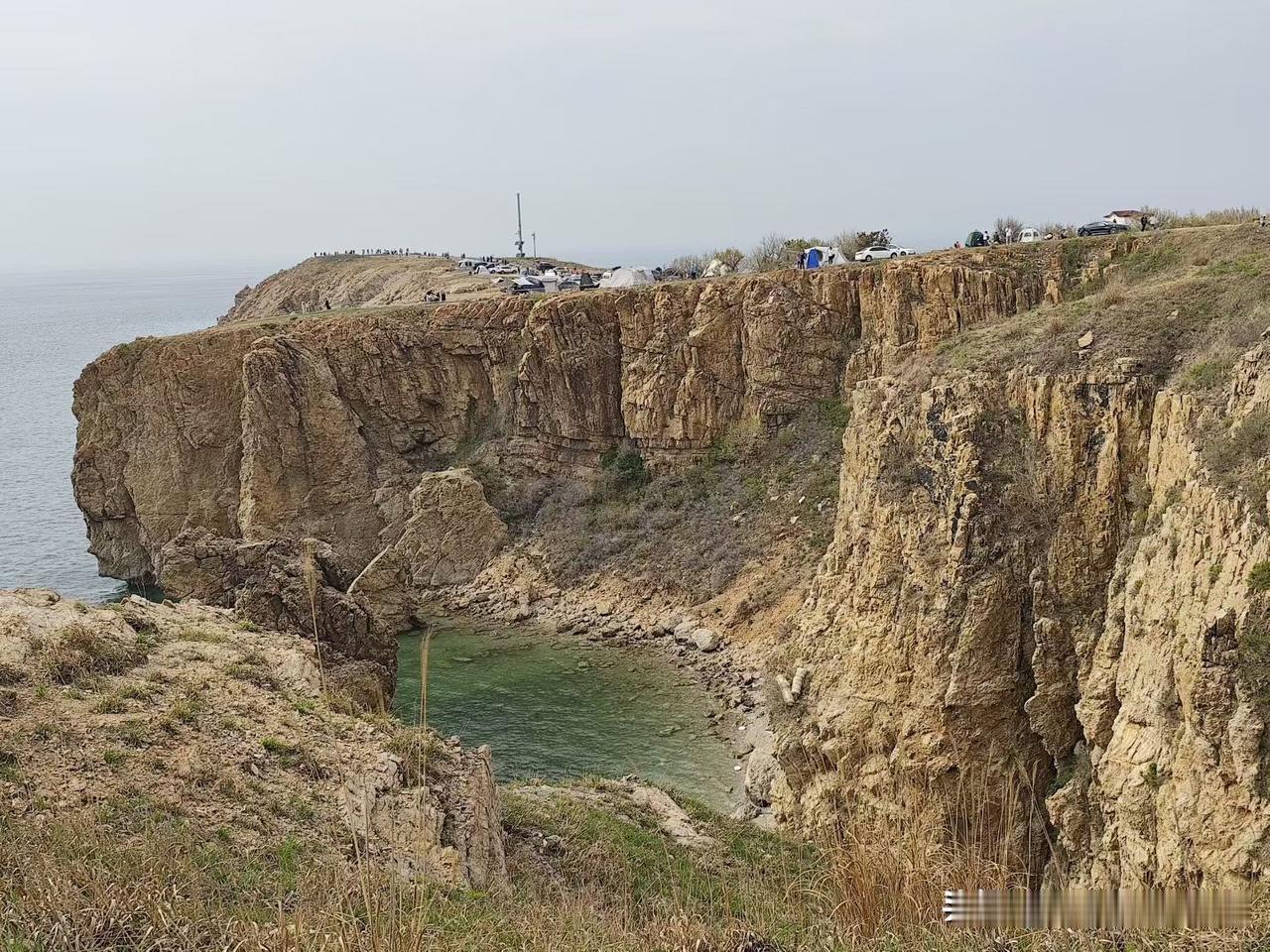 大连节日去哪玩?推荐大连排石景区，亿年海蚀地貌，大排石，佛经岩，海岸线原始出