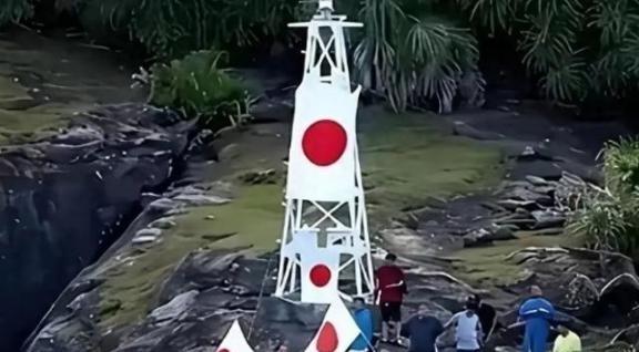 现在终于明白，我们为什么不趁着中日冲突拆掉钓鱼上的灯塔了，因为这个灯塔大概率会成