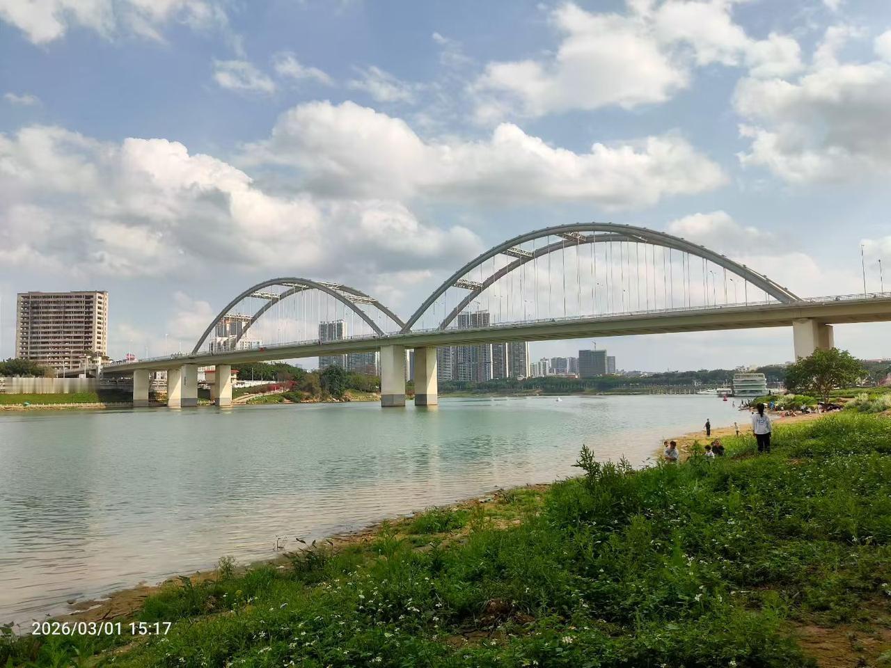 学了三年的烹饪，出来不好好的干厨师，竟然跑去干仓管员，一个月工资3000元！这两