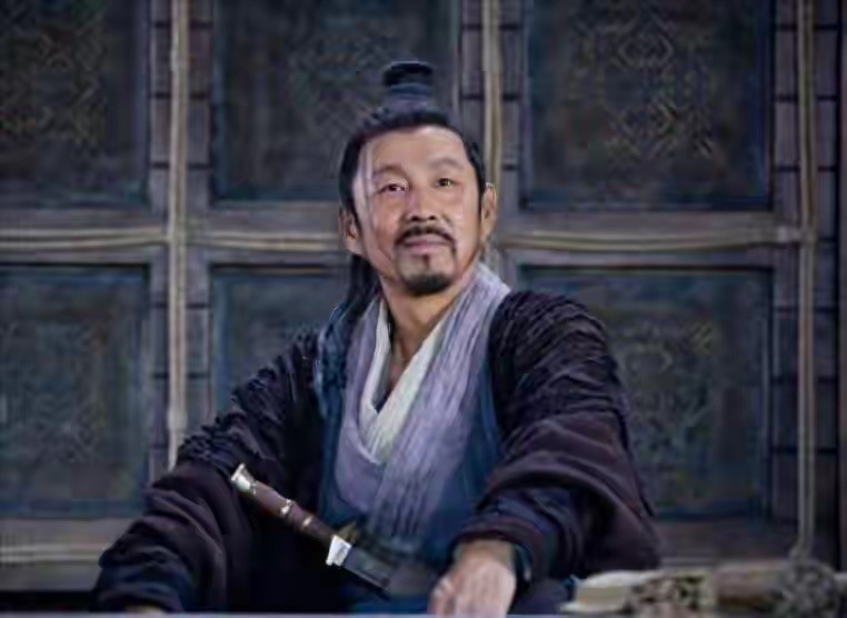 他被誉为汉朝第一功臣，却被刘邦当众喻成犬，400年后其后代夺走汉朝江山。这说法在网上传得有鼻子有眼，
