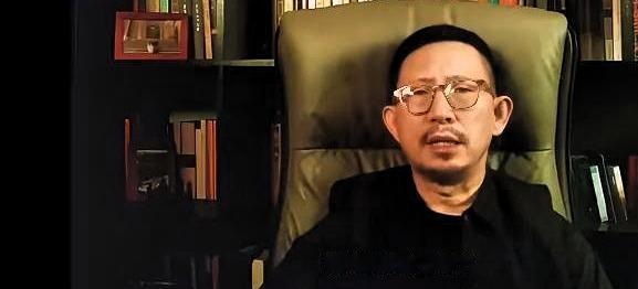 丁太升又开口了。张碧晨淘汰第二天，他说了一句：“这次不是编曲的问题，是她四期以来