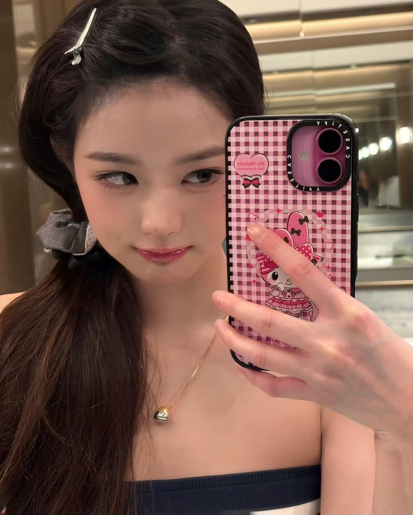 张元英😍🖤​​​